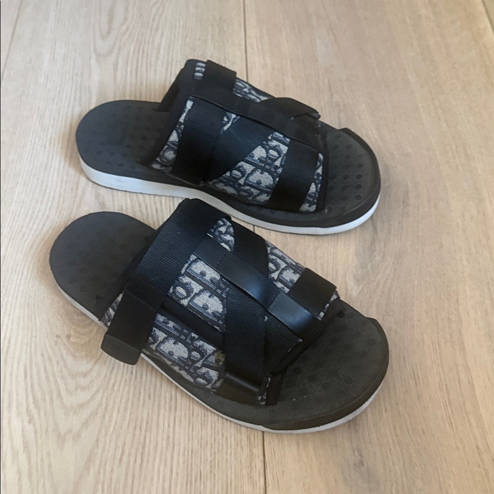 Dior Alpha Sandals - Picture 3 of 5